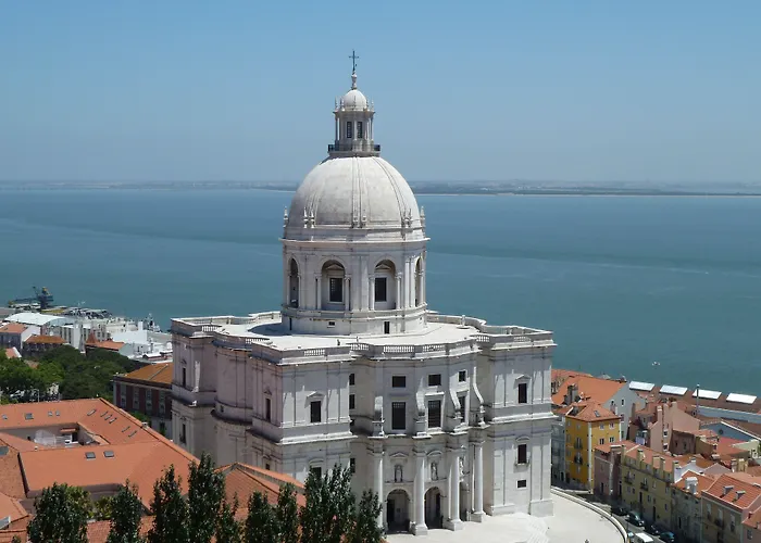 Hotel Convento Do Salvador Lisbona